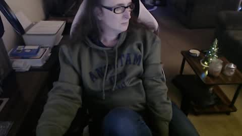 Snapshot of kait331 chatting on December 2, 2024, 1:14 am Camprincess331 online show from December 2, 2024, 1:14 am