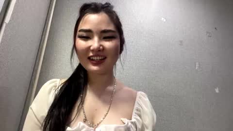 Sakura online show from March 24, 2026, 9:09 pm