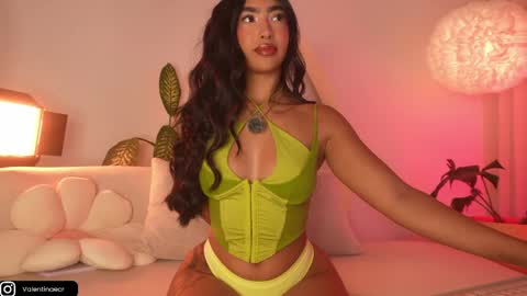 Snapshot of kali_hiill chatting on April 5, 2026, 8:33 am Sweet Kali online show from April 5, 2026, 8:33 am