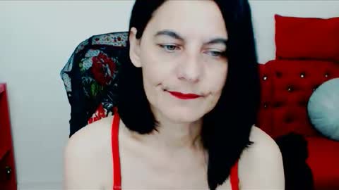 Snapshot of kalysta4u chatting on October 21, 2025, 3:18 am kalysta4u - EX - Bestbangmilf online show from October 21, 2025, 3:18 am