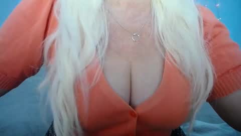 KamaliaSim online show from January 19, 2025, 7:37 pm