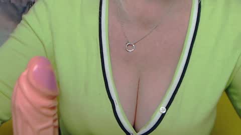 KamaliaSim online show from January 26, 2025, 3:06 am