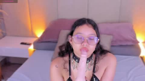 Snapshot of kami_kaze_ chatting on May 1, 2026, 7:40 pm KamiKaze online show from May 1, 2026, 7:40 pm