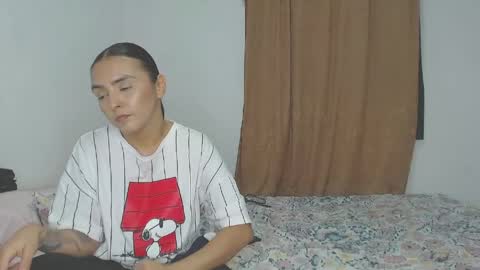kammy   y   camila online show from June 4, 2026, 2:39 am