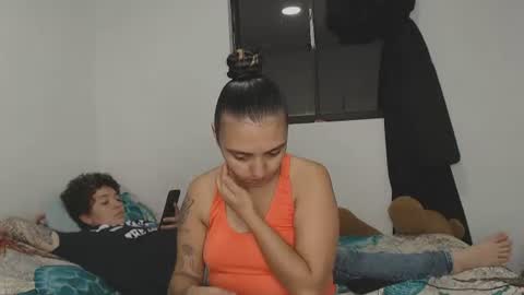 Snapshot of kammy_cami chatting on July 2, 2026, 11:22 pm kammy y camila online show from July 2, 2026, 11:22 pm