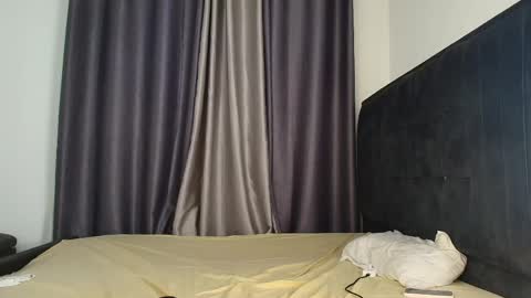 kandy_sweetss online show from June 8, 2026, 3:18 am