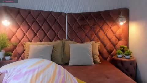 Kane online show from October 5, 2025, 1:20 pm