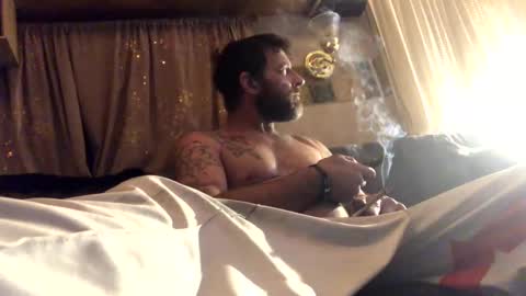 Snapshot of kaneisyours2420 chatting on October 26, 2025, 3:56 am Tucker online show from October 26, 2025, 3:56 am