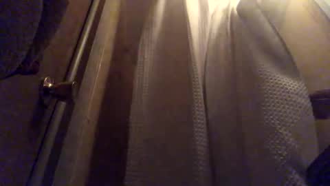 Snapshot of kaneisyours2420 chatting on October 27, 2025, 1:53 am Tucker online show from October 27, 2025, 1:53 am