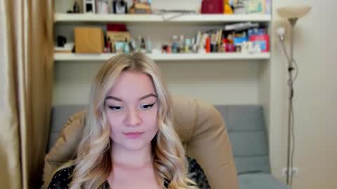 Kara. Off from 15th till 24th of December online show from October 10, 2025, 10:09 pm