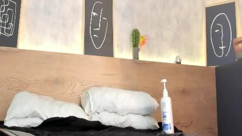 Kari online show from April 9, 2026, 11:48 am