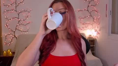 Karina online show from April 4, 2026, 7:33 pm