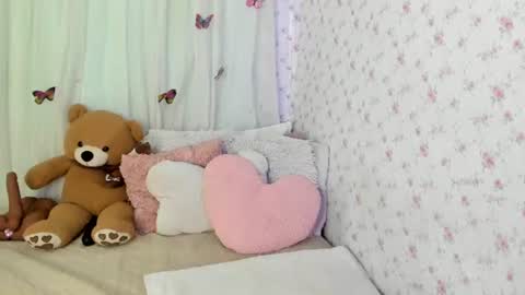 karinna_ebony online show from June 27, 2026, 12:22 pm