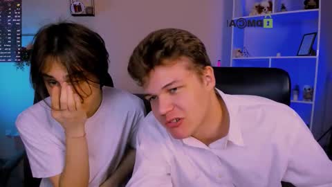 Karl online show from November 12, 2025, 9:32 am