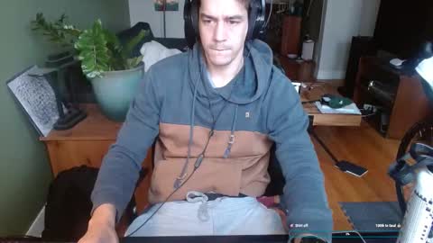 Snapshot of karl_mask chatting on November 25, 2025, 5:13 pm Karl online show from November 25, 2025, 5:13 pm