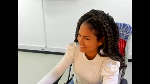 karla_cg online show from February 27, 2025, 2:32 am