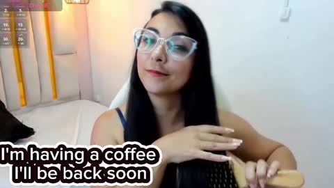 Snapshot of karla_hernandez chatting on January 3, 2025, 10:52 am Karla online show from January 3, 2025, 10:52 am