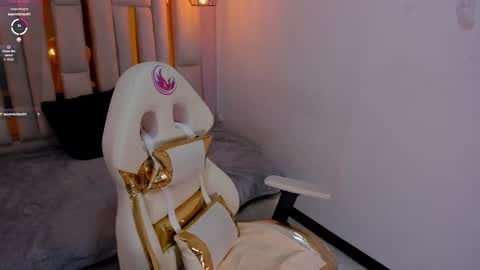 Snapshot of karla_hernandez chatting on January 5, 2025, 2:08 pm Karla online show from January 5, 2025, 2:08 pm