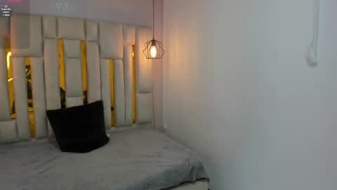 Snapshot of karla_hernandez chatting on January 8, 2025, 10:59 am Karla online show from January 8, 2025, 10:59 am