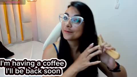 Snapshot of karla_hernandez chatting on February 3, 2025, 10:47 am Karla online show from February 3, 2025, 10:47 am