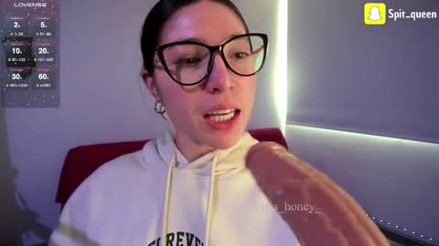 Karla online show from September 13, 2025, 8:30 pm