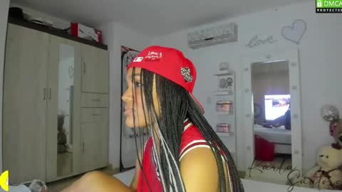 Snapshot of karla_santoro chatting on December 28, 2024, 5:12 am Karla Santoro online show from December 28, 2024, 5:12 am