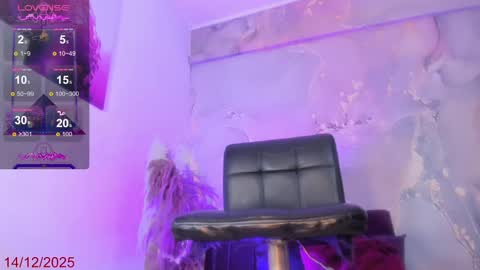 Snapshot of karlaebony_ts chatting on December 14, 2025, 1:27 pm KARLA online show from December 14, 2025, 1:27 pm