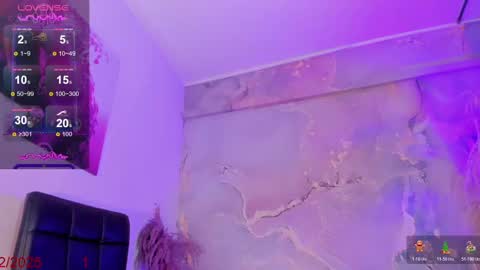 Snapshot of karlaebony_ts chatting on December 18, 2025, 1:28 pm KARLA online show from December 18, 2025, 1:28 pm