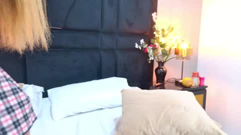 Snapshot of karlaortiz chatting on May 14, 2026, 12:23 pm Karla Ortiz online show from May 14, 2026, 12:23 pm