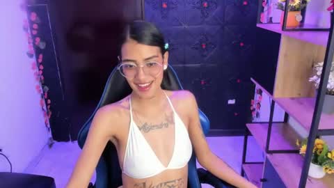 karlaslutskinny__ online show from July 19, 2026, 6:00 pm