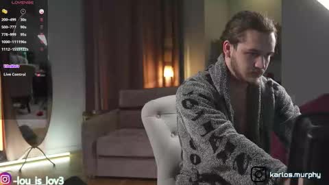 Karlos and Louis online show from November 23, 2025, 3:50 am