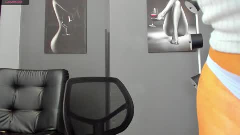   online show from September 9, 2025, 4:17 pm