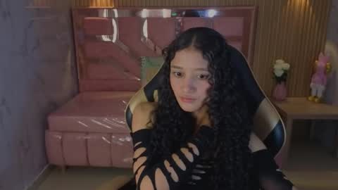 karol1_s online show from May 26, 2026, 3:02 am