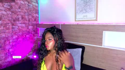KAROL SCOTT online show from May 26, 2026, 8:38 pm