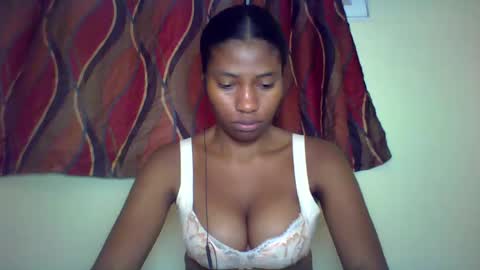 karoliee online show from June 18, 2026, 9:09 am