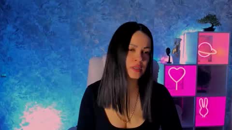 Karolina online show from March 1, 2026, 11:45 am