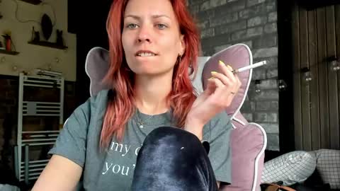 Snapshot of karoline121 chatting on June 1, 2026, 6:15 am karoline121 online show from June 1, 2026, 6:15 am