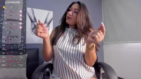 Snapshot of karoline21_ chatting on September 15, 2025, 12:38 pm Karoline  online show from September 15, 2025, 12:38 pm