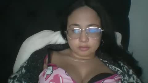 Snapshot of karoline_queen26 chatting on March 3, 2026, 6:19 am karoline_queen26 online show from March 3, 2026, 6:19 am