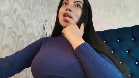 Isa online show from March 28, 2026, 9:58 pm