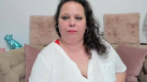 Snapshot of karolinejoyy chatting on January 17, 2025, 9:39 pm KarolineJoyy online show from January 17, 2025, 9:39 pm