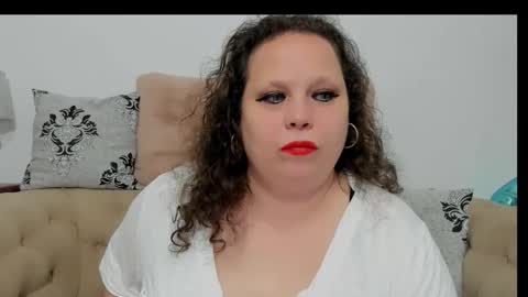 KarolineJoyy online show from April 1, 2026, 7:11 pm
