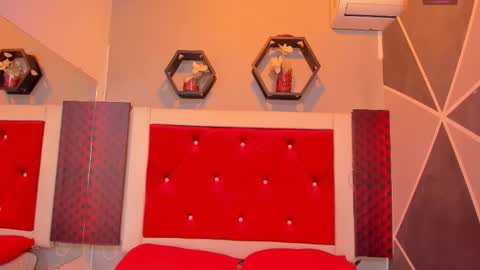 Karol online show from October 18, 2025, 11:33 am