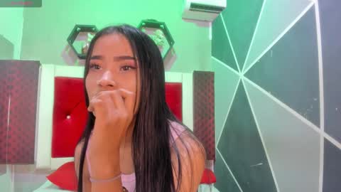 Karol online show from December 18, 2025, 12:00 pm