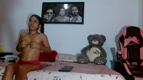 Snapshot of karolsweetvagi chatting on March 14, 2026, 6:57 pm karol online show from March 14, 2026, 6:57 pm