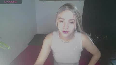 kary_blush online show from May 5, 2026, 7:11 pm