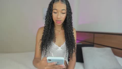 Kary Moon online show from October 26, 2025, 7:42 pm