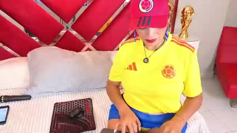 kasandra gomez online show from July 7, 2026, 12:09 pm