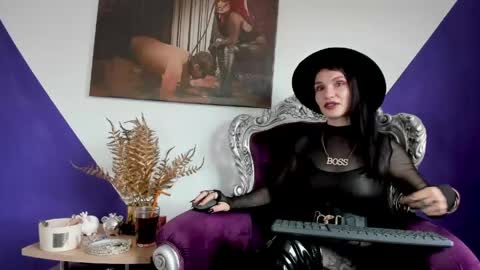 Miss K. online show from May 11, 2026, 3:18 pm