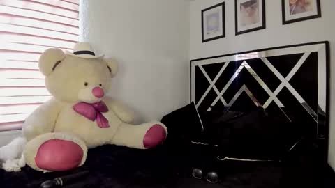 Snapshot of kasielopez chatting on September 26, 2025, 7:18 pm Kasie lopez online show from September 26, 2025, 7:18 pm